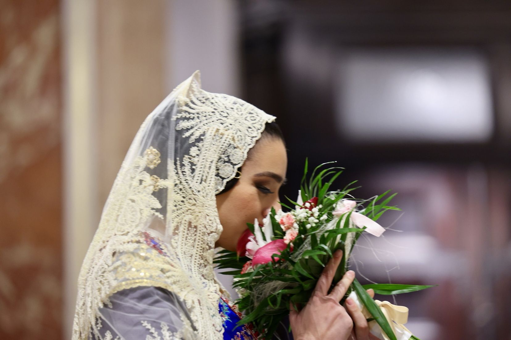 Las emociones de Berta y la corte en la Basílica