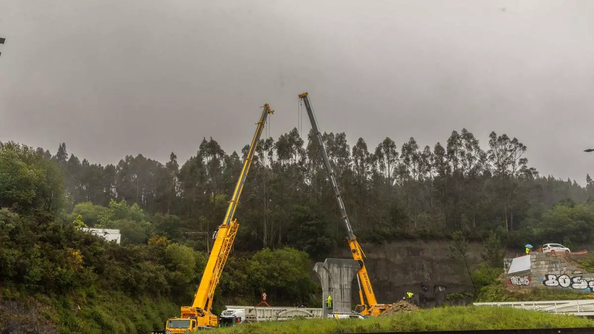 La senda Milladoiro-Santiago toma forma con dos nuevas pasarelas de madera