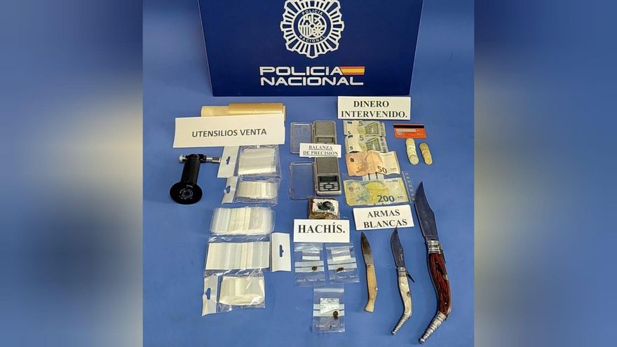 La Policía Nacional detiene a cuatro personas en el barrio de Fátima por tráfico de drogas