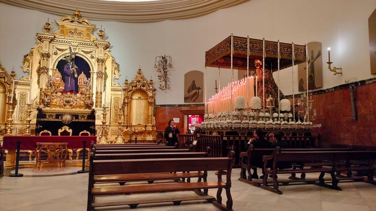 Interior de la Basílica del Gran Poder, abierta al público durante la Madrugá