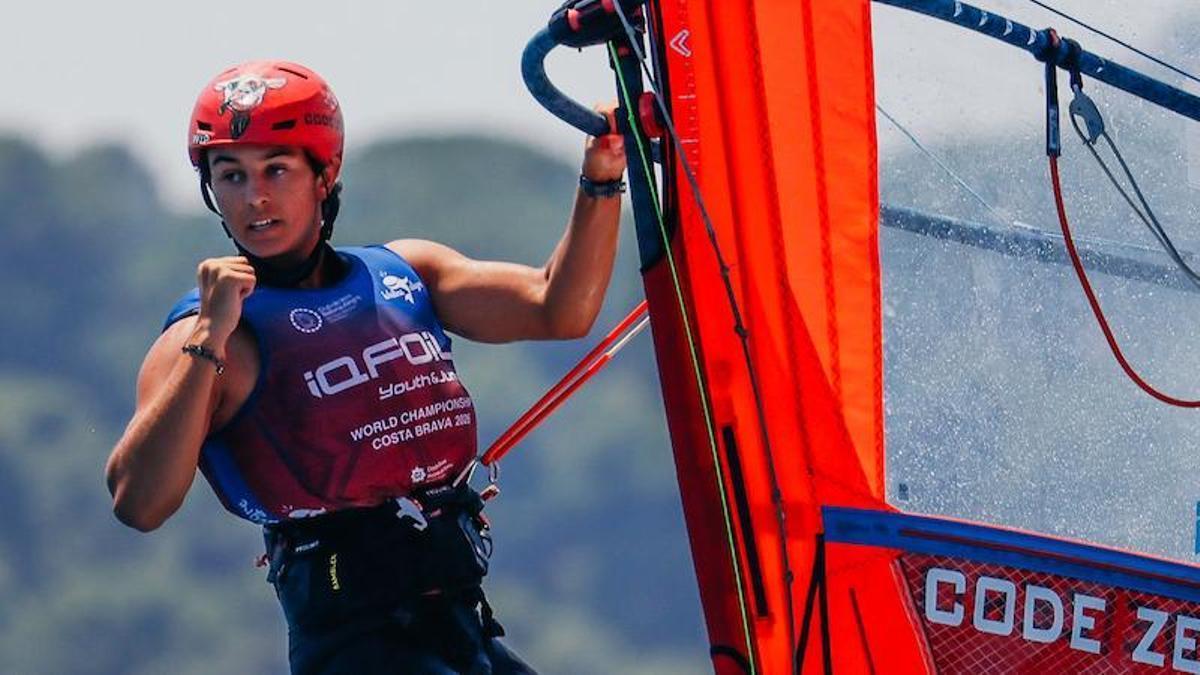 Representación del Club Náutico de Santa Pola en el Campeonato del Mundo iQFOiL Youth &amp; Junior 2026.