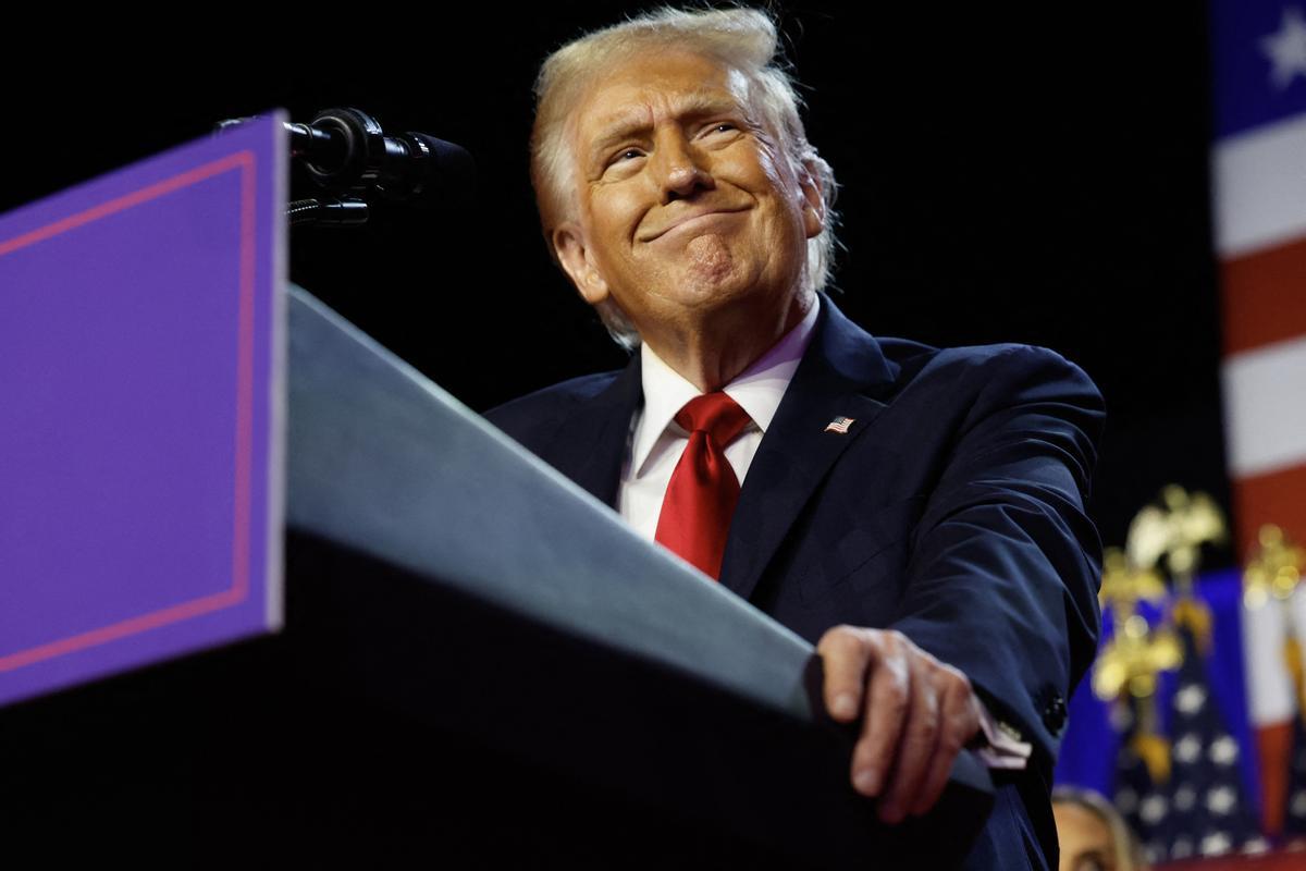 Trump necessita un bilió de dòlars per al seu pla massiu de deportacions Trump necessita un bilió de dòlars per al seu pla massiu de deportacions