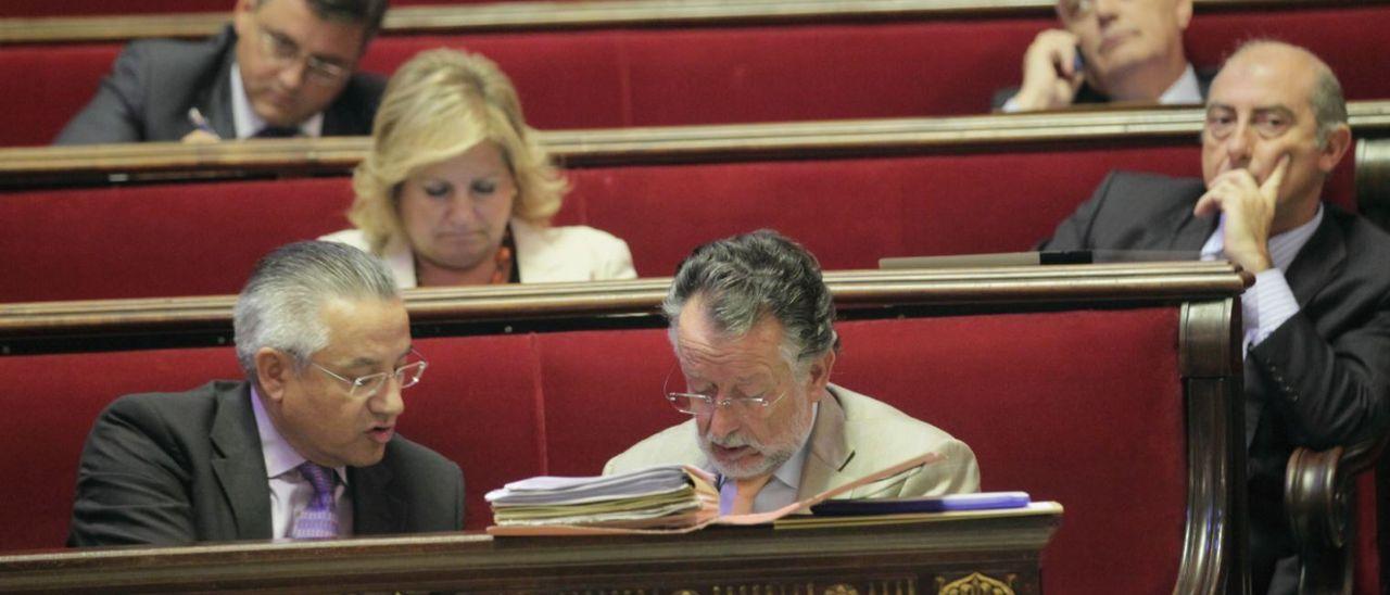 El juez de Taula imputa al PP como beneficiario del pitufeo en el Ayuntamiento de Valencia.