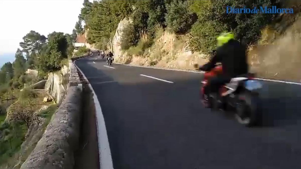 Así son las carreras ilegales de motos en la Serra de Tramuntana