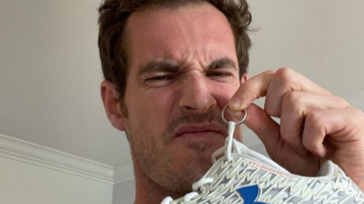 Murray recupera sus zapatillas perdidas con su anillo de boda