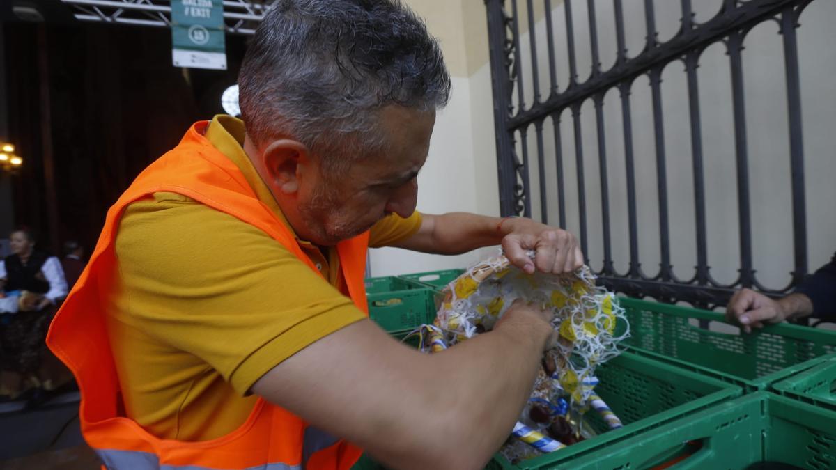 Búscate en la Ofrenda de Frutos 2023 en Zaragoza