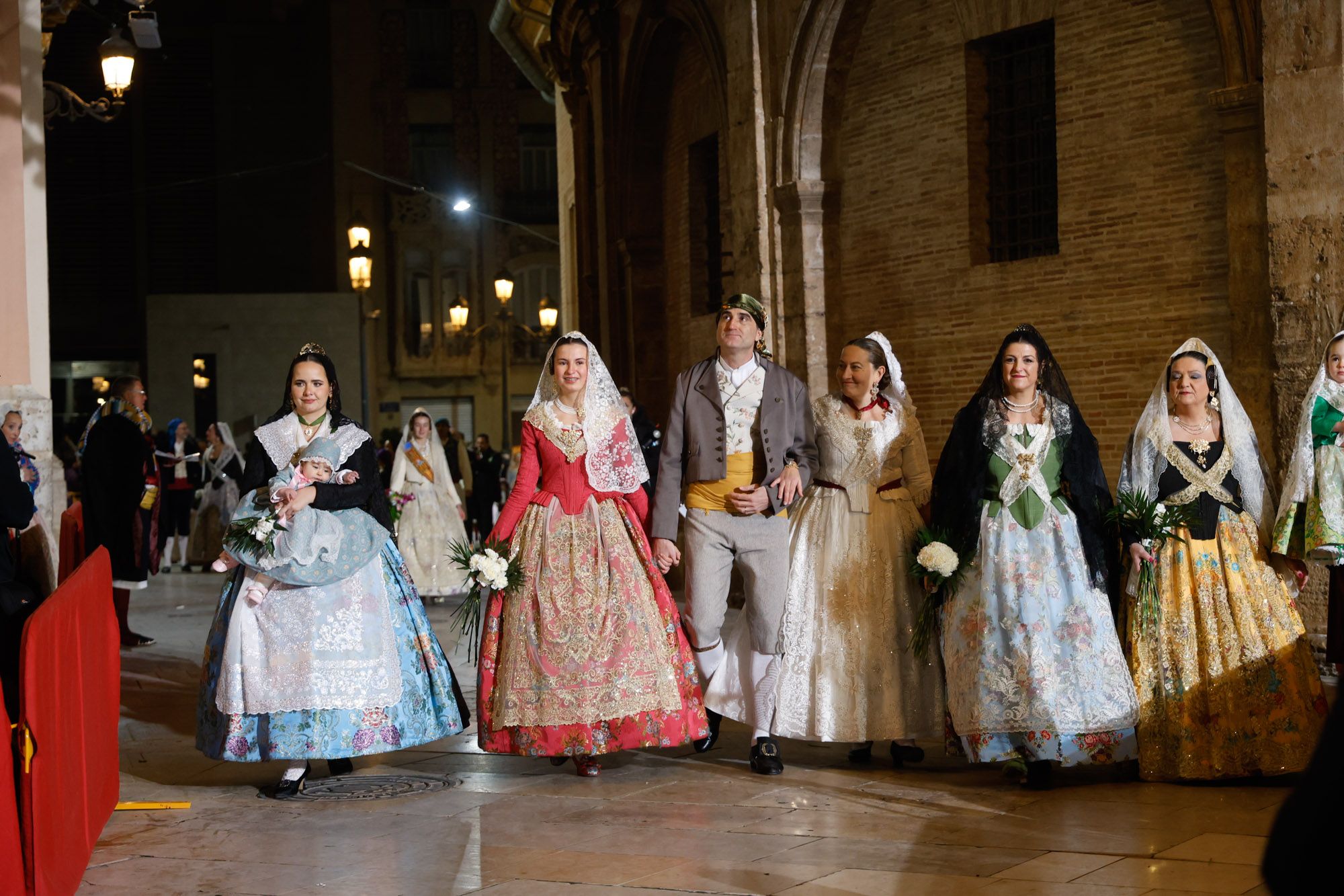 Todas las fotos de la Ofrenda del 17 de marzo por la calle de la Paz de 21:00 a 22:00 horas