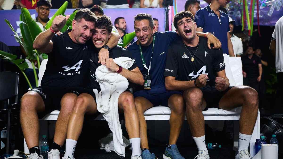 La felicidad se apoderó del banquillo de Coello y Tapia