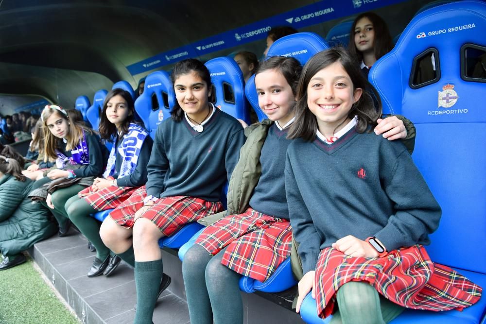 Alumnos del colegio Montespino y Peñarredonda visitan Riazor - La Opinión  de A Coruña