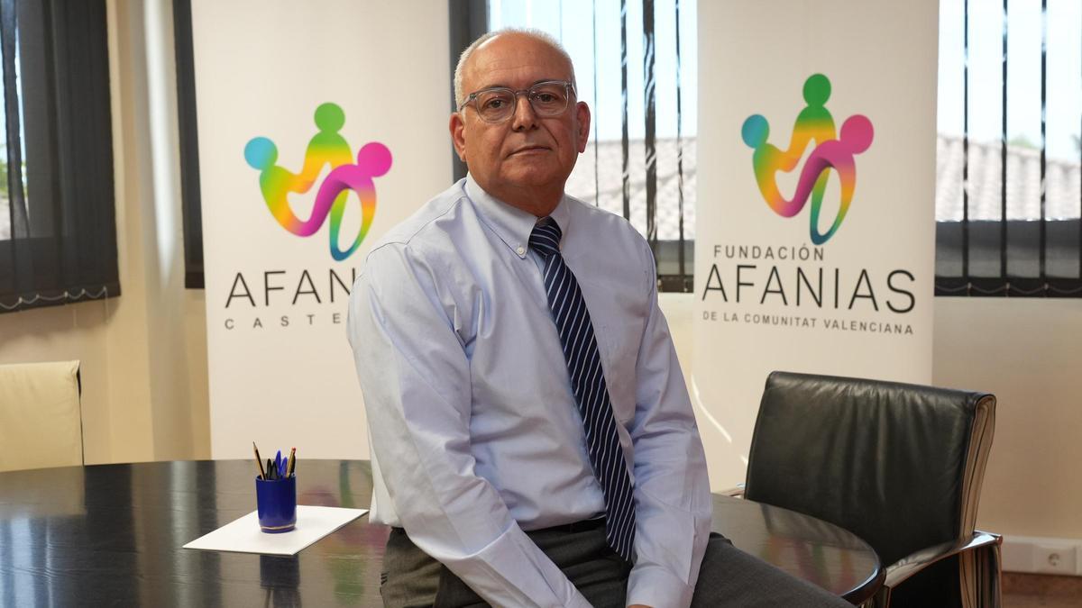 Francisco Gil, gerente de Afanias, en las instalaciones.