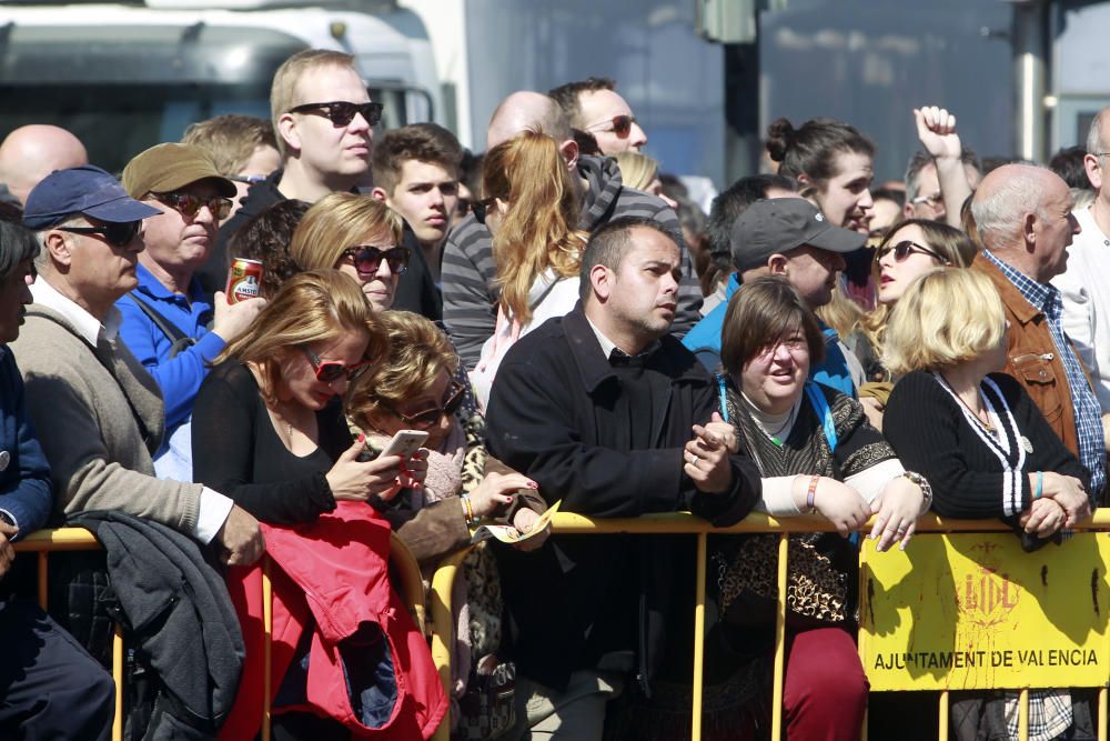 Búscate en la mascletà del 12 de marzo