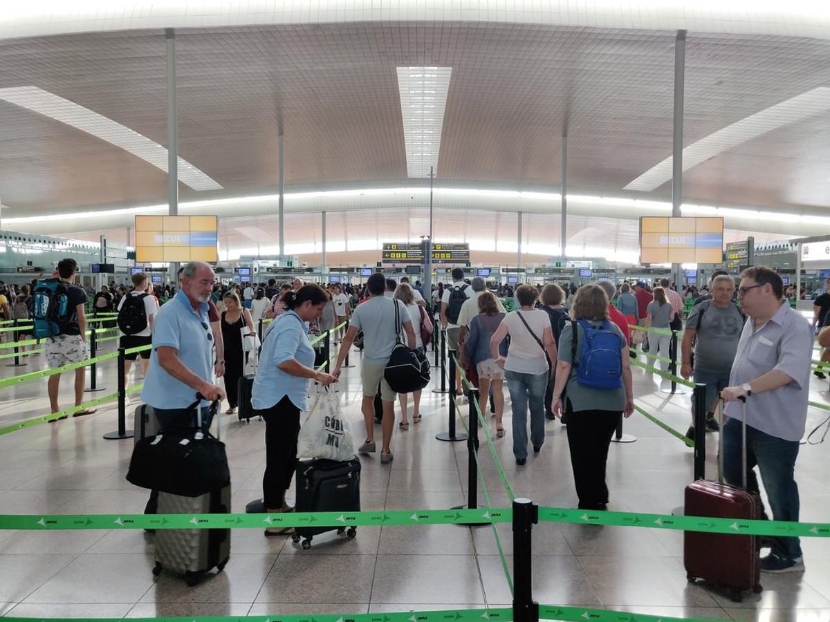 10/08/2019 Filtro de seguridad en la T1 del Aeropuerto de Barcelona