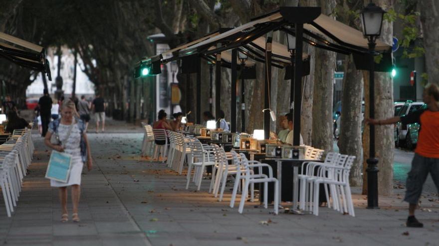 Las terrazas no se salvarán de la humedad que se prevé en Murcia en el futuro.