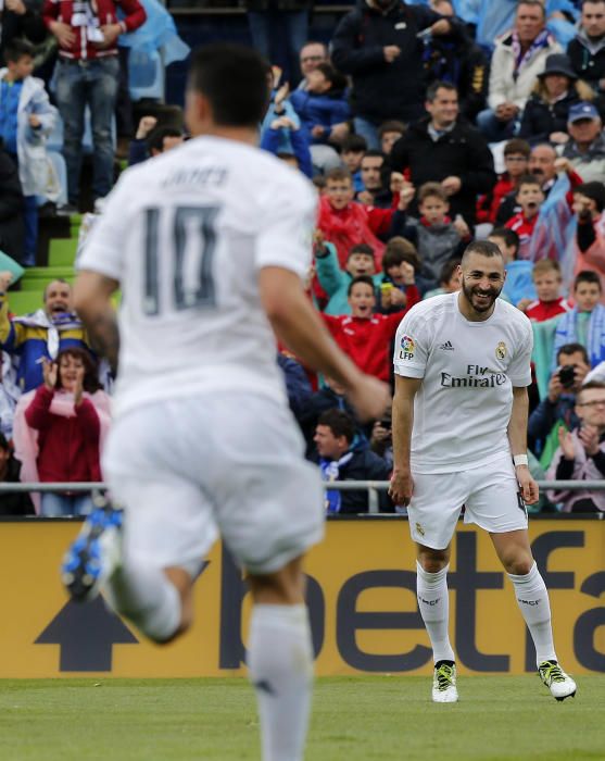 Imágenes del partido entre Getafe y Real Madrid en el Coliseum.