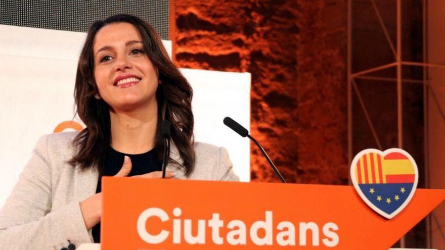 Arrimadas: &quot;Cataluña no aguanta cuatro años más de &#039;procés&#039;, ni social ni económicamente&quot;