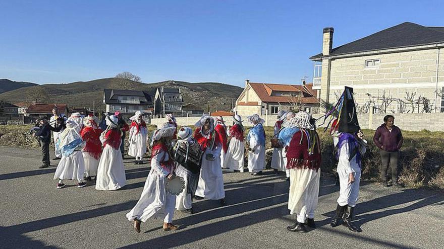 Madamaxe en el Entroido de A Boullosa en 2025. | FdV