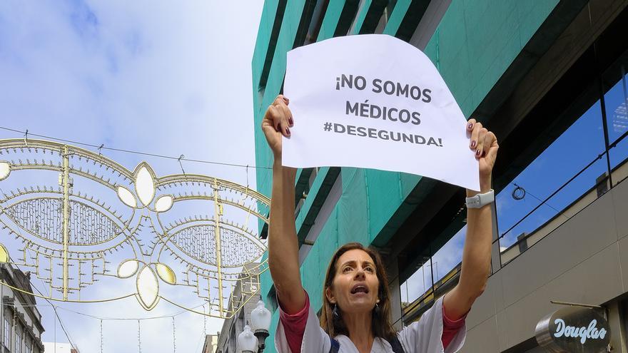 La Mesa de Confluencia de los médicos y facultativos temporales de Canarias desconvocan la huelga