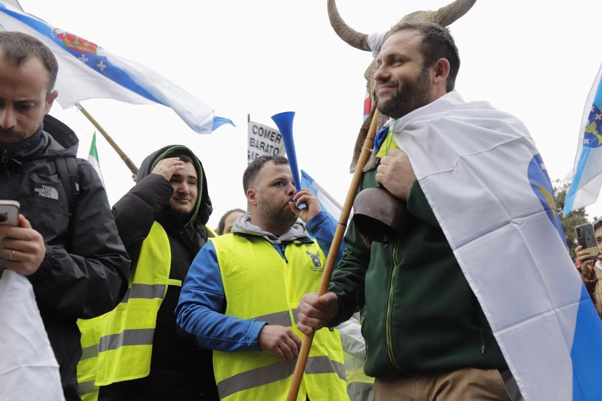 Protestas de ganaderos gallegos en Madrid contra el acuerdo UE-Mercosur.