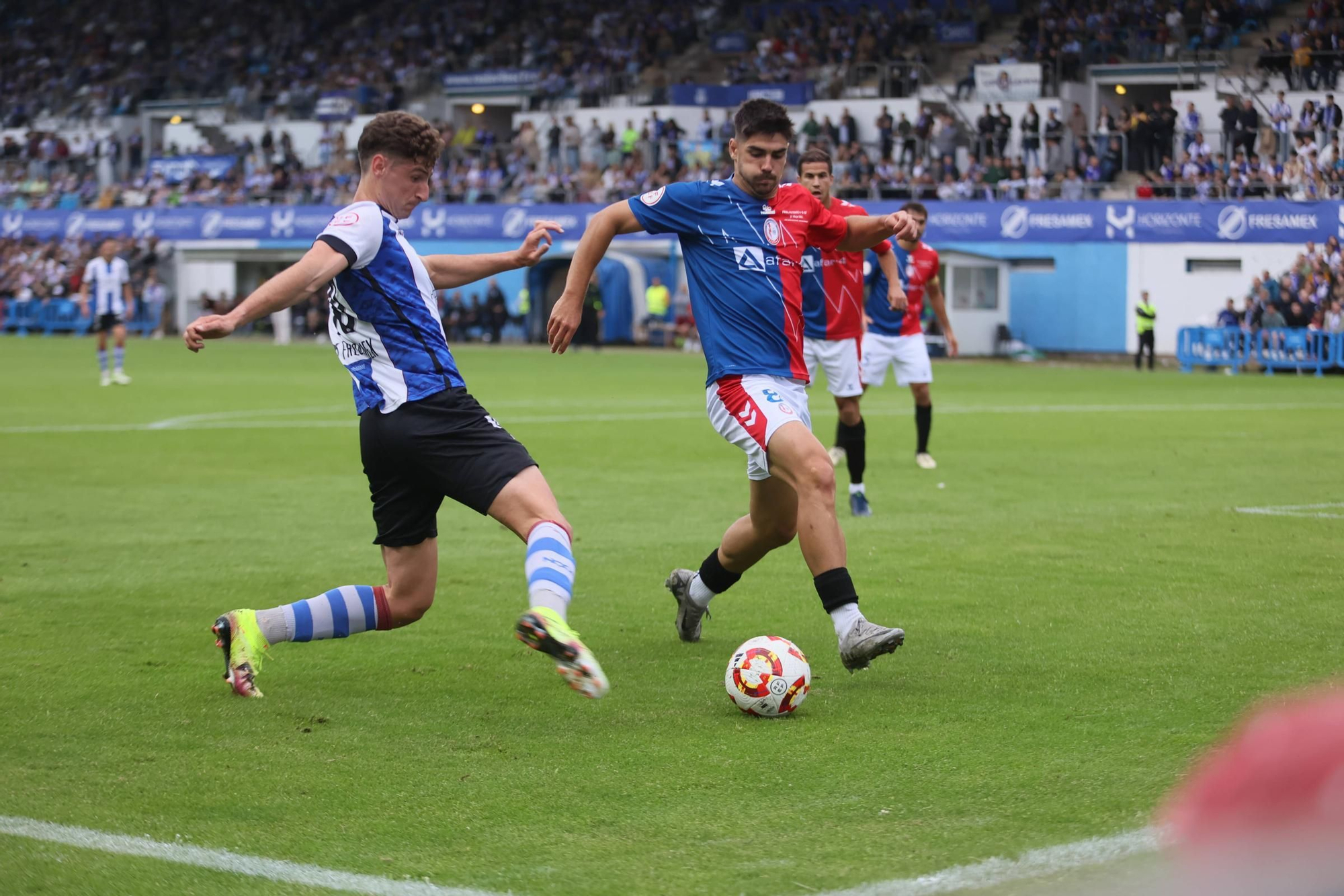 EN IMÁGENES: La final por el ascenso entre Avilés y Rayo Majadahonda vivida en el Suárez Puerta