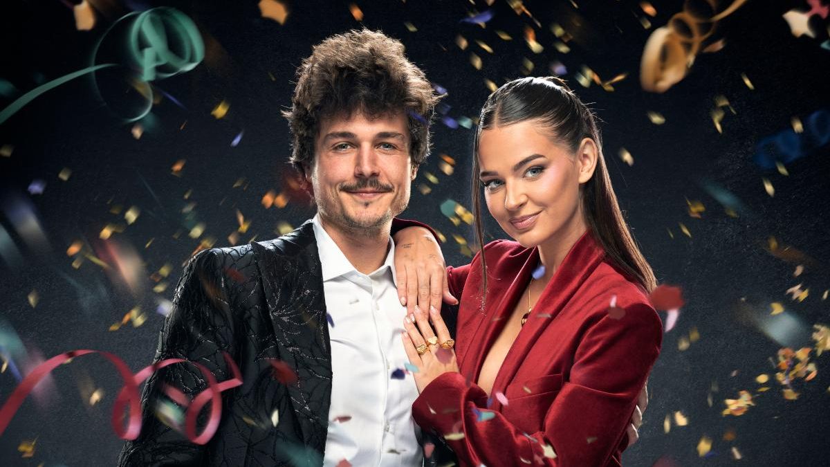 CAMPANADAS TV3 Las campanadas de Laura Escanes y Miki Núñez en Tv3