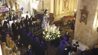 La lluvia impide la salida de la primera procesión de la Semana Santa 2025