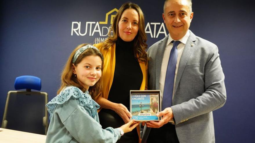 La inmobiliaria Ruta de la Plata entrega el premio de la Rifa Navideña 2022