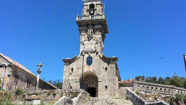 Iglesia de Coiro, donde el presbítero fue agredido.   | // G.N.