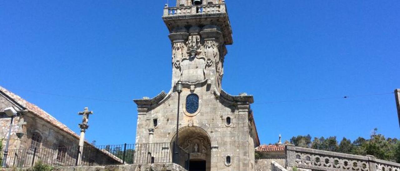 Iglesia de Coiro, donde el presbítero fue agredido.   | // G.N.