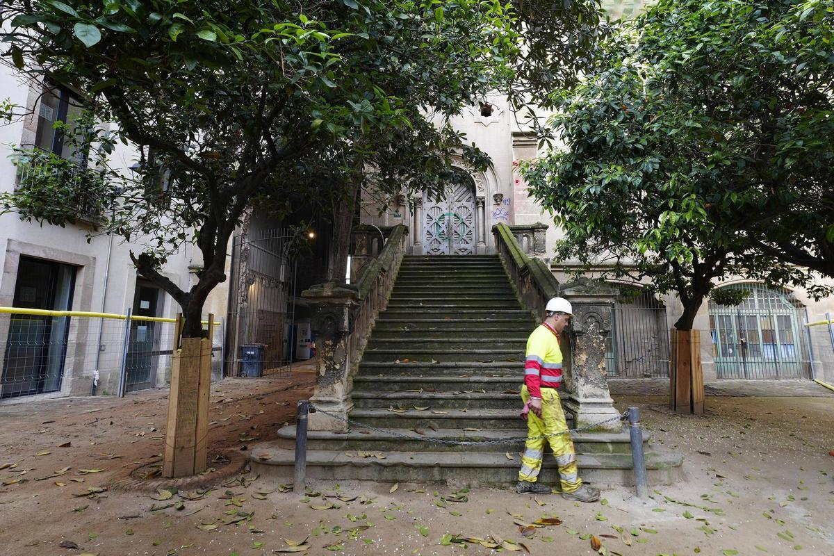 Así avanzan las obras para convertir la capilla de la Misericordia en el nuevo CAP Raval Nord
