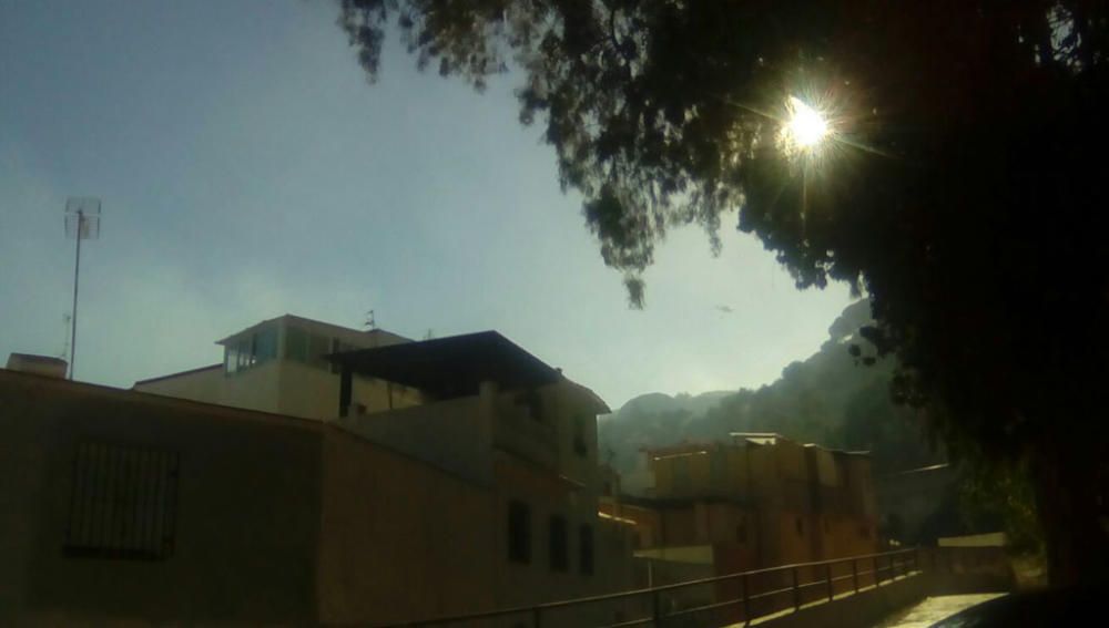 Incendio de matorral cerca del Asilo de los Ángeles