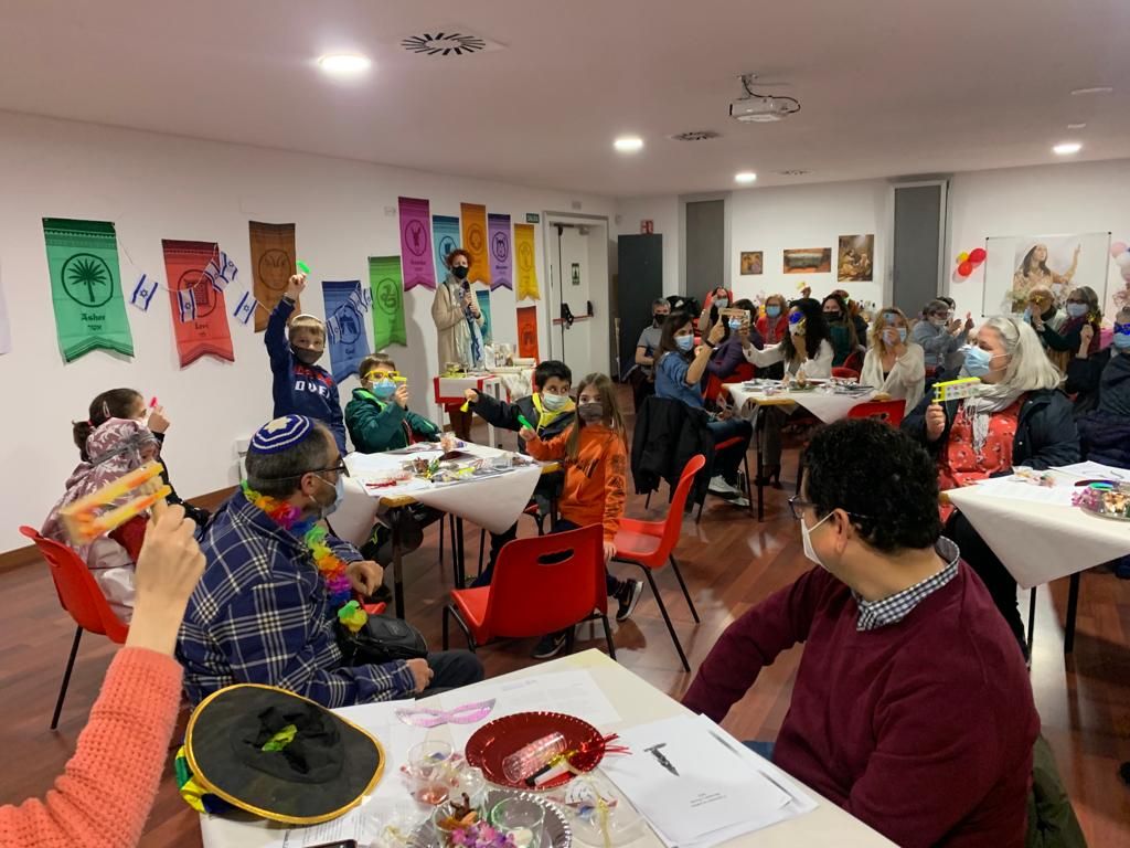 FOTOGALERÍA | Los judíos de Zaragoza celebran la fiesta de Purim 2022