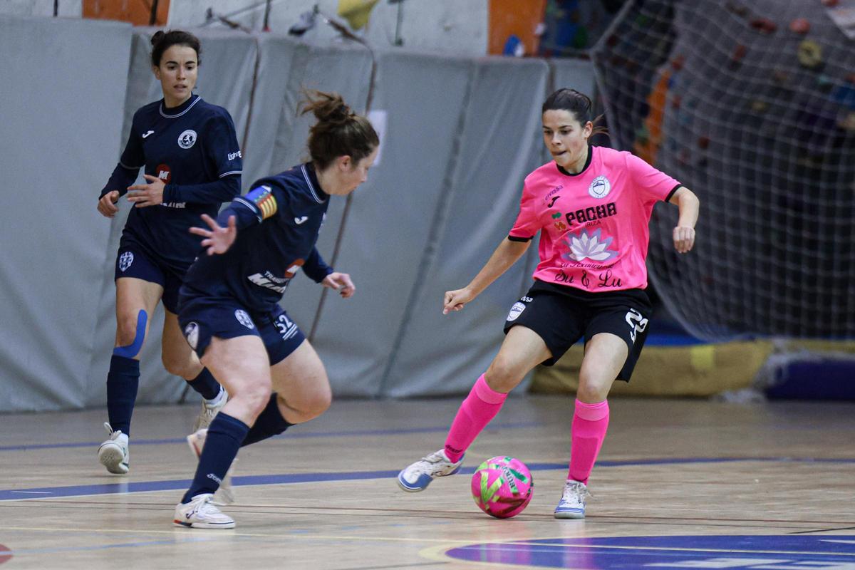 Todas las imágenes del partido del San Pablo-Eivissa contra CD Nou Turia