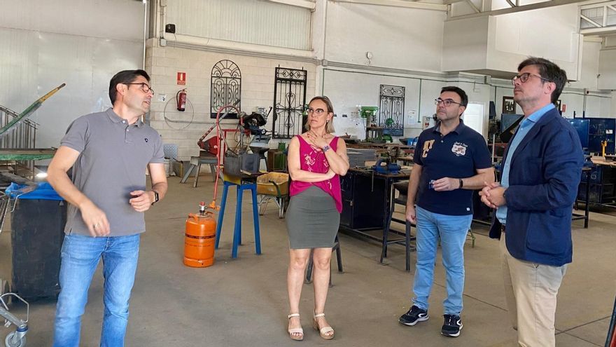 Visita institucional al IES Felipe Solís Villechenous.
