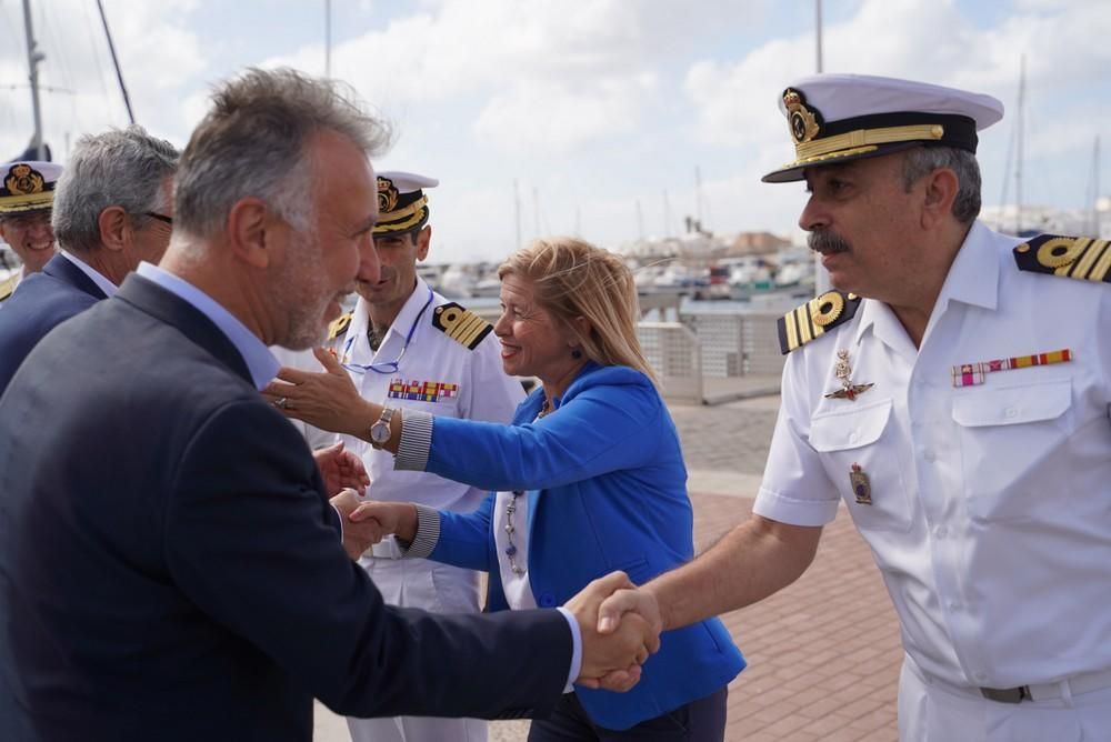 El buque escuela 'Juan Sebastián Elcano' visita por primera vez La Graciosa