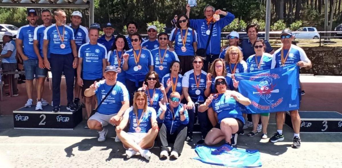 La expedición grovense en el embalse de Muíños. | FdV