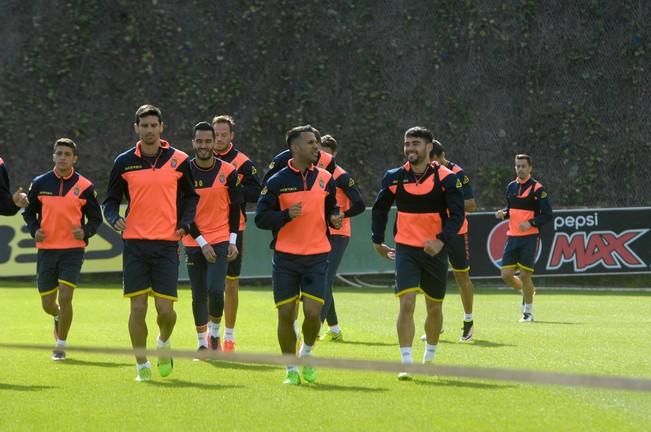 ENTRENAMIENTO DE LA UD LAS PALMAS EN BARRANCO ...