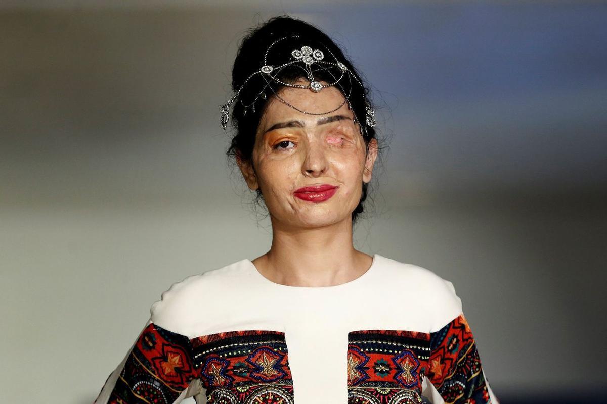 Reshma Kureshi en la New York Fashion Week: desfilando en la pasarela