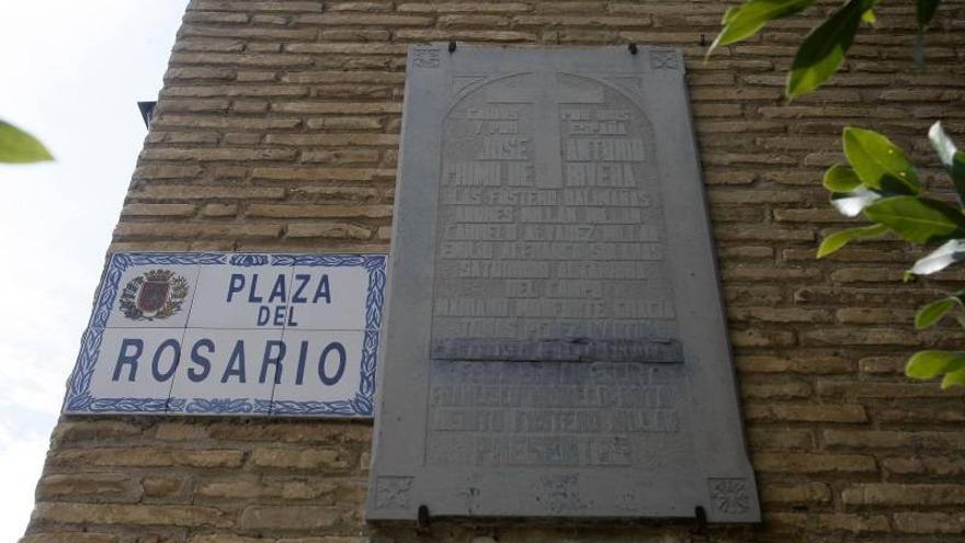 IU exige la retirada de la placa en conmemoración a los caídos