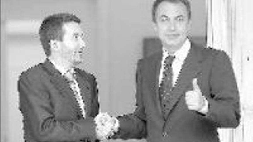 Zapatero da alas a Imaz para frenar el proyecto soberanista de Ibarretxe