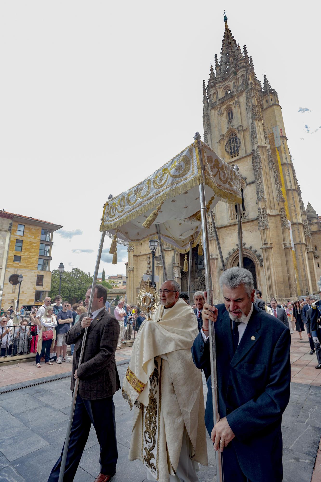 EN IMÁGENES: Celebración del Corpus en Oviedo