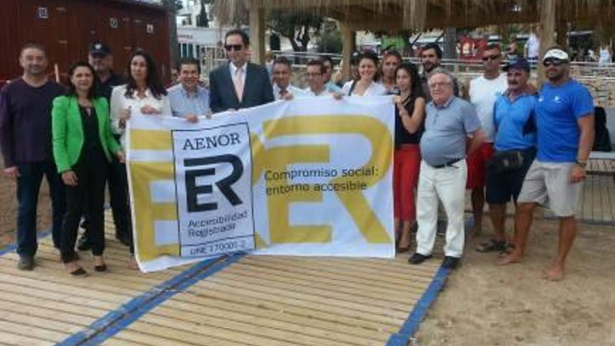 La playa de Cala Bona, pionera en accesibilidad universal