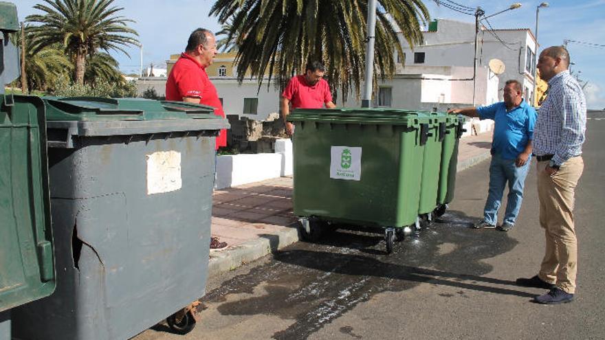 Agua de Bueyes inicia la reposición de 800 contenedores de basura orgánica