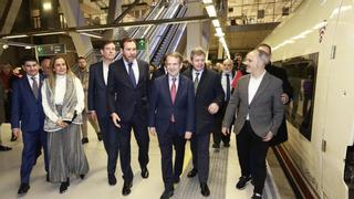 El alcalde de Vigo dice que quitar paradas de tren en Zamora  "no perjudica a nadie" y pide "solidaridad" a los sanabreses