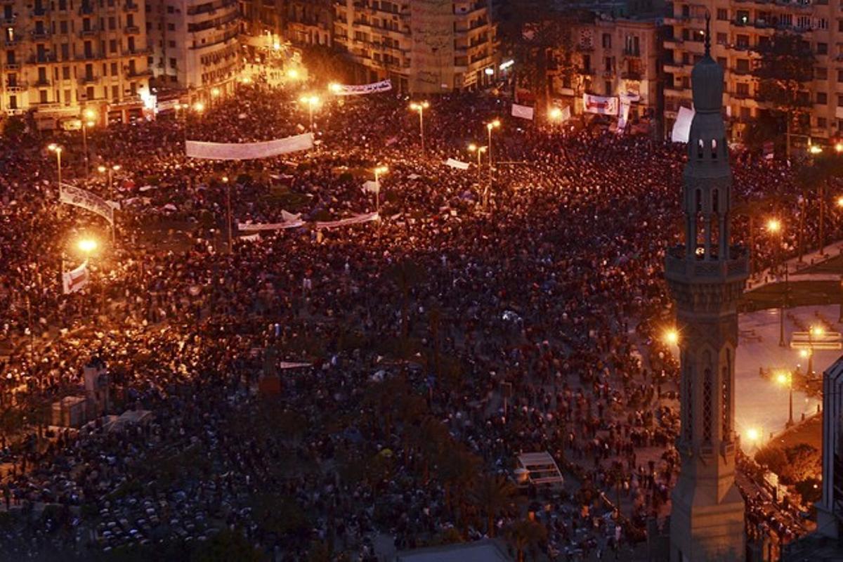 La plaça de Tahrir al Caire, el 4 de febrer a la nit. La plaça de Tahrir al Caire, el 4 de febrer a la nit.