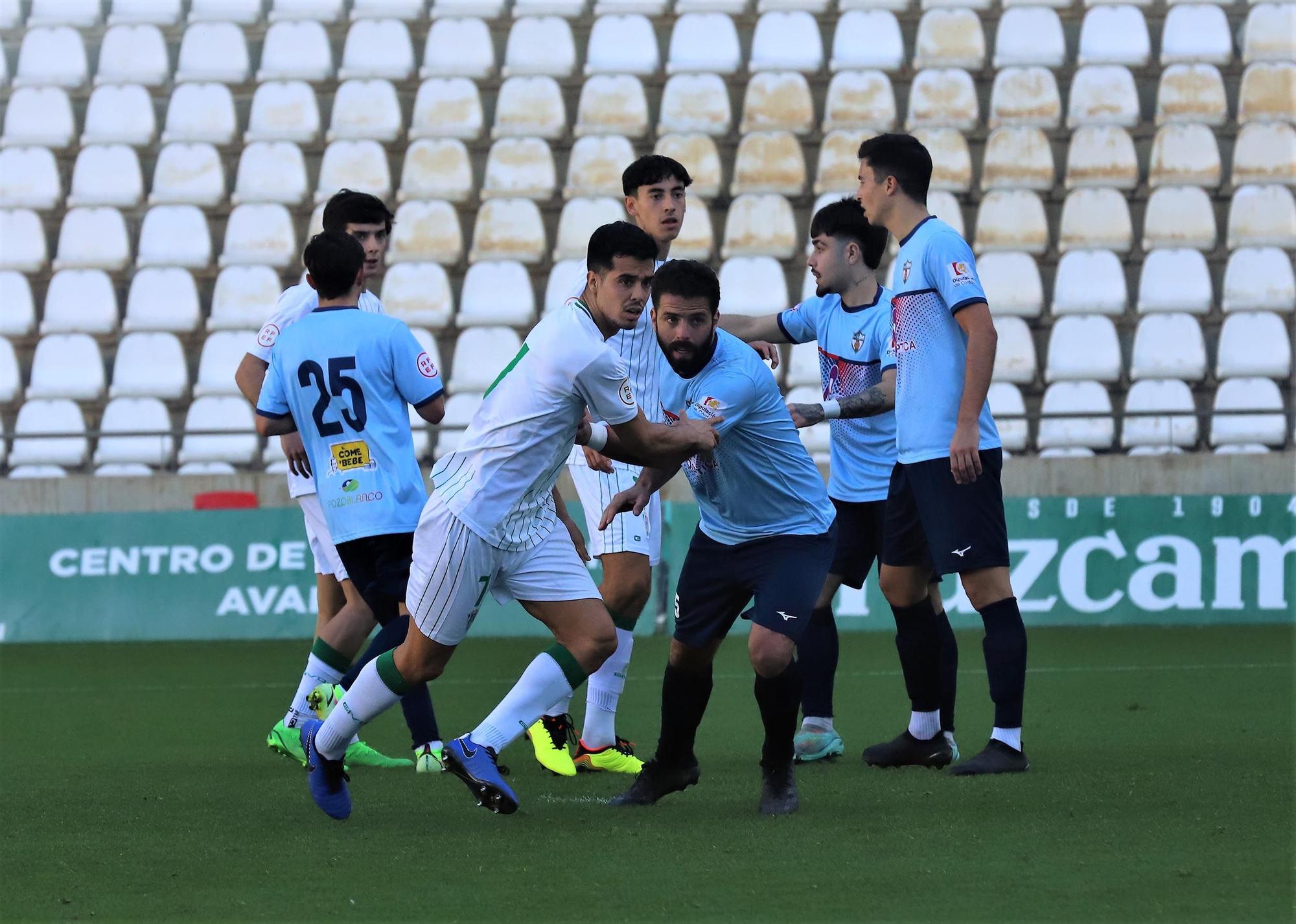 Las imágenes del Córdoba CF B-Pozoblanco