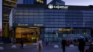 Grupo Cajamar gana 127 millones de euros, un 67,6 % más