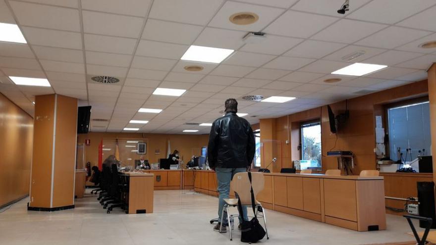 The magistrates acquit Santiago Martín in the case of water supply
