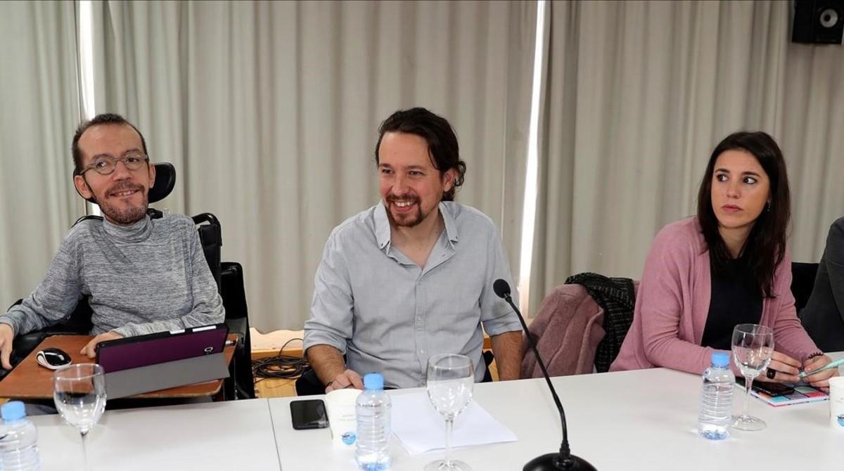 Pablo Iglesias, entre Pablo Echenique e Irene Montero, en el Consejo Ciudadano de Podemos Pablo Iglesias, entre Pablo Echenique e Irene Montero, en el Consejo Ciudadano de Podemos