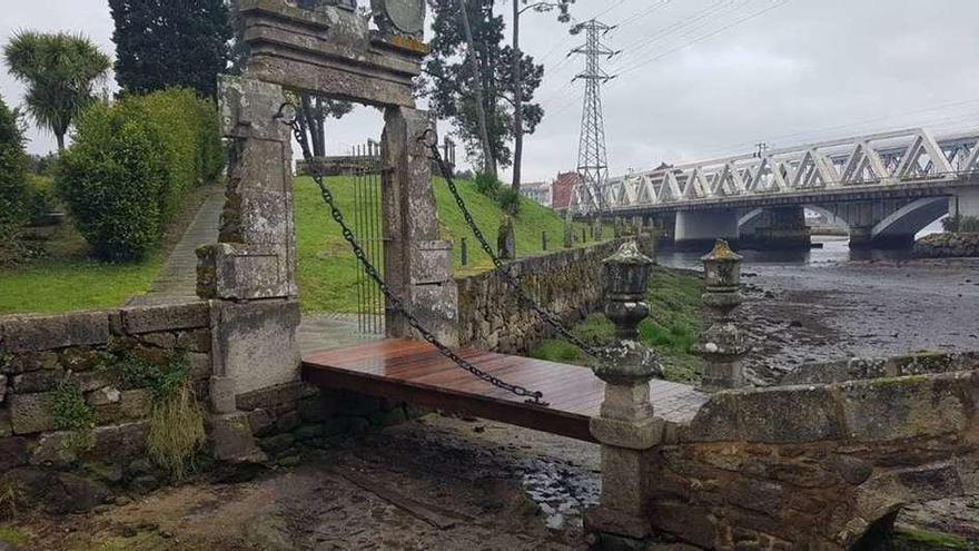 El acceso a la isla de Medal a través de un nuevo puente ya está disponible. // FdV