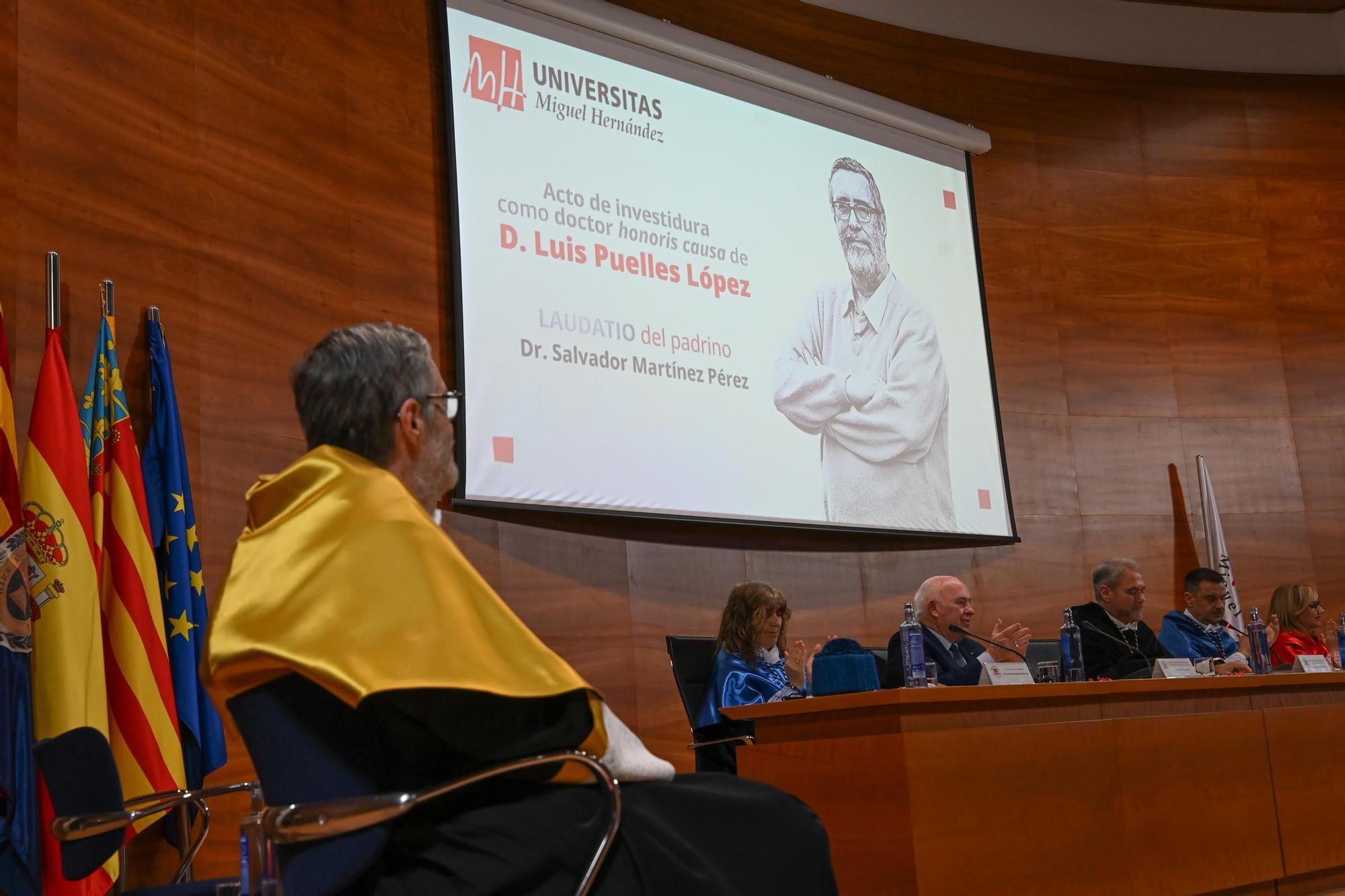 Así ha sido la ceremonioa de nombramiento como Doctor Honoris Causa al investigador Luis Puelles en la Universidad Miguel Hernández de Elche